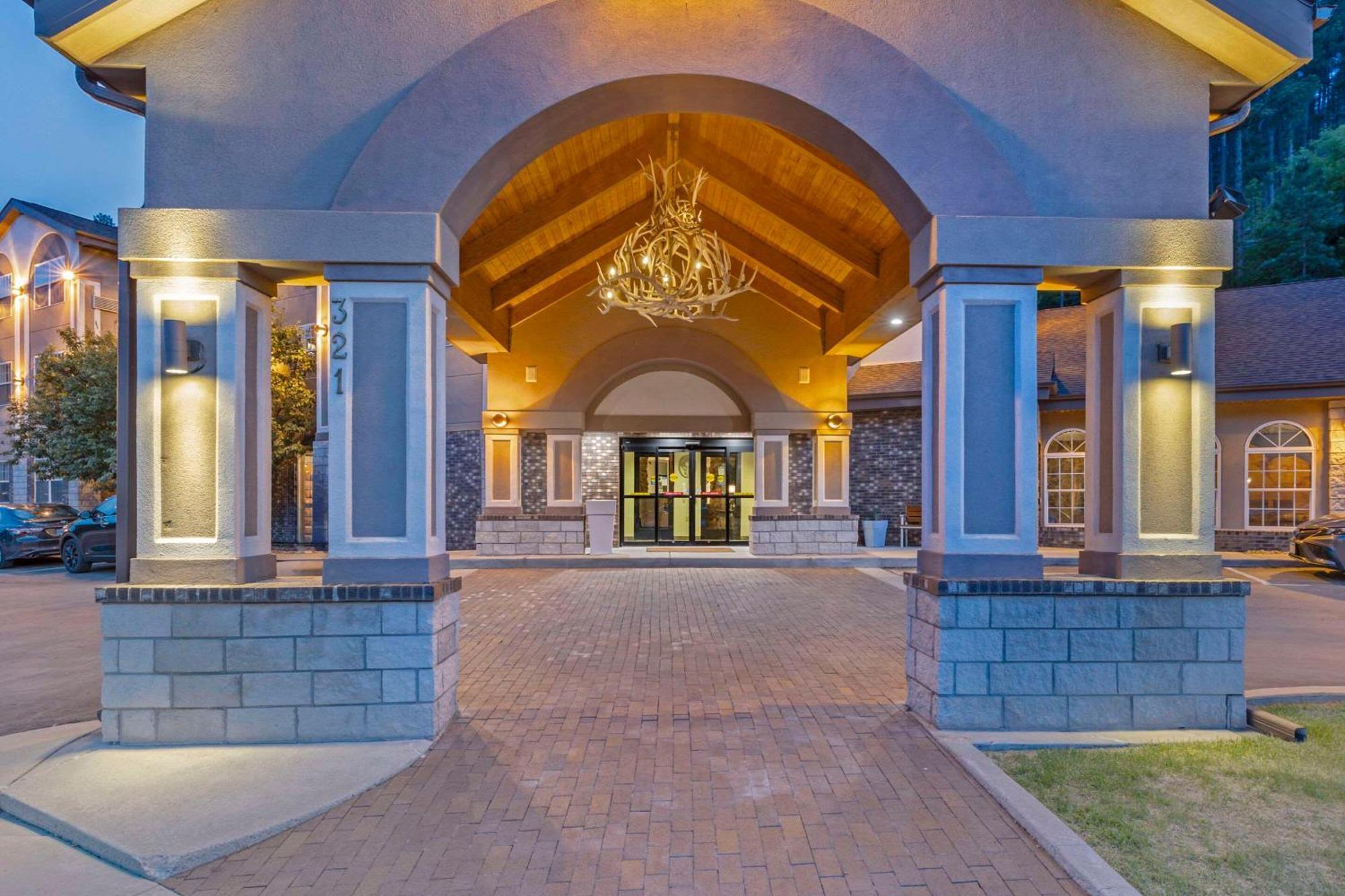 Comfort Inn & Suites Mt Rushmore Keystone Exterior foto
